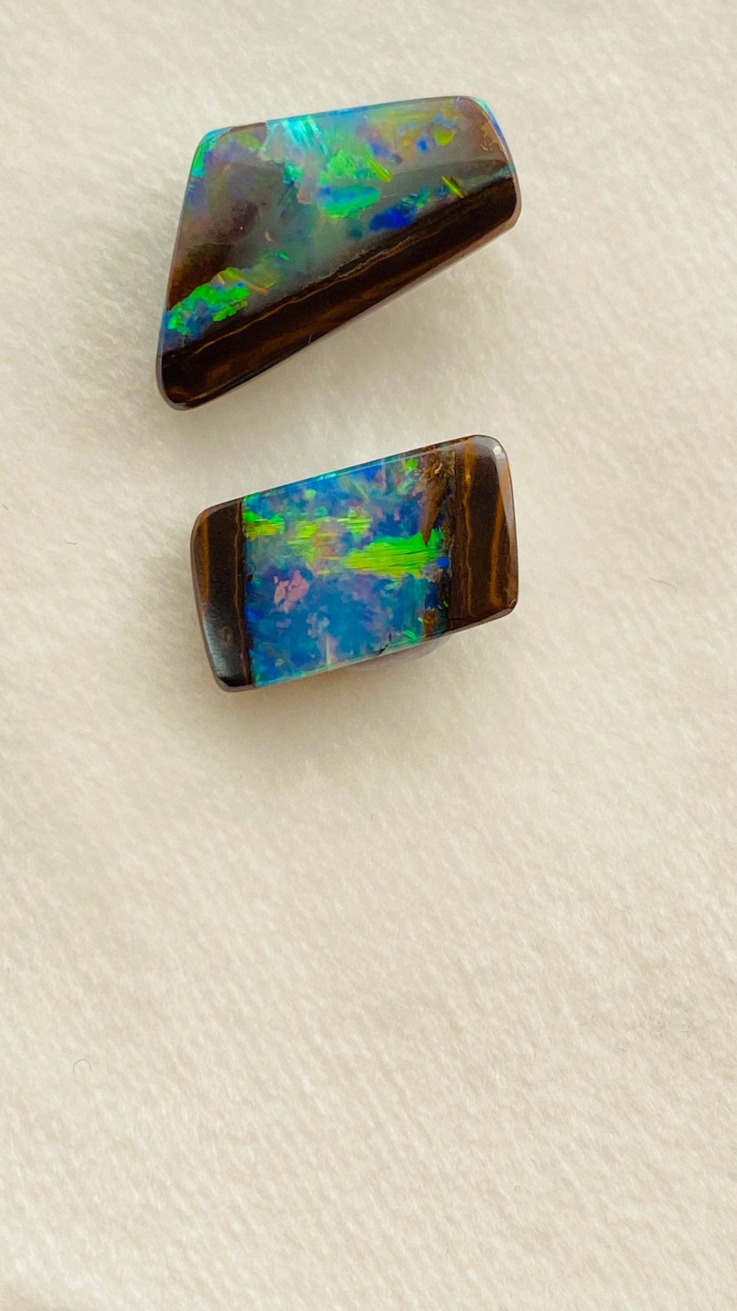 Boulder Opal Pipe
