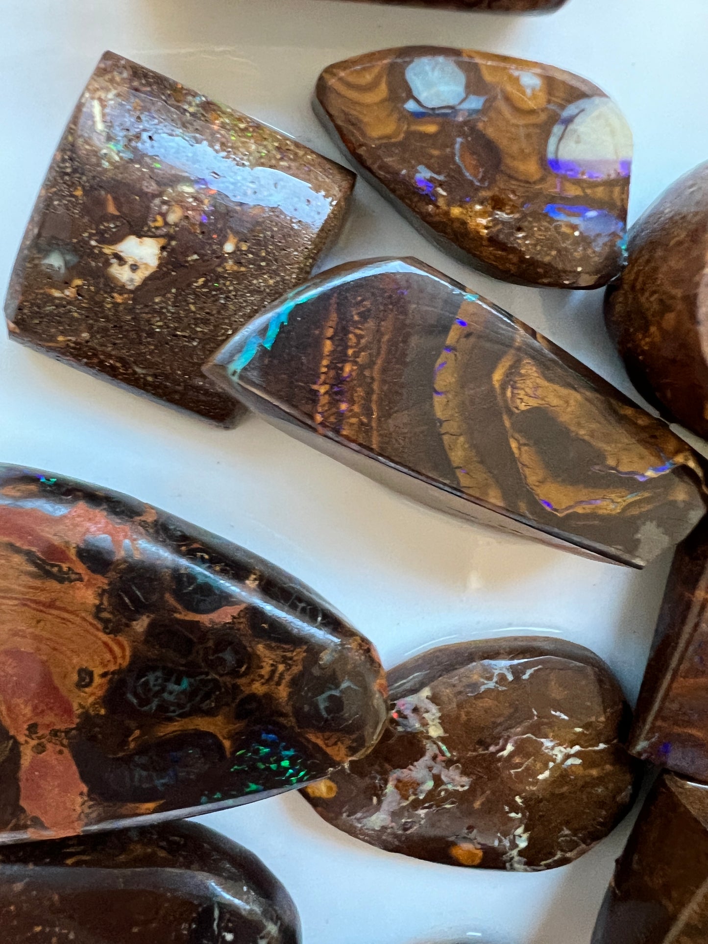 15 pieces opalised Forest Floor Matrix Rubs