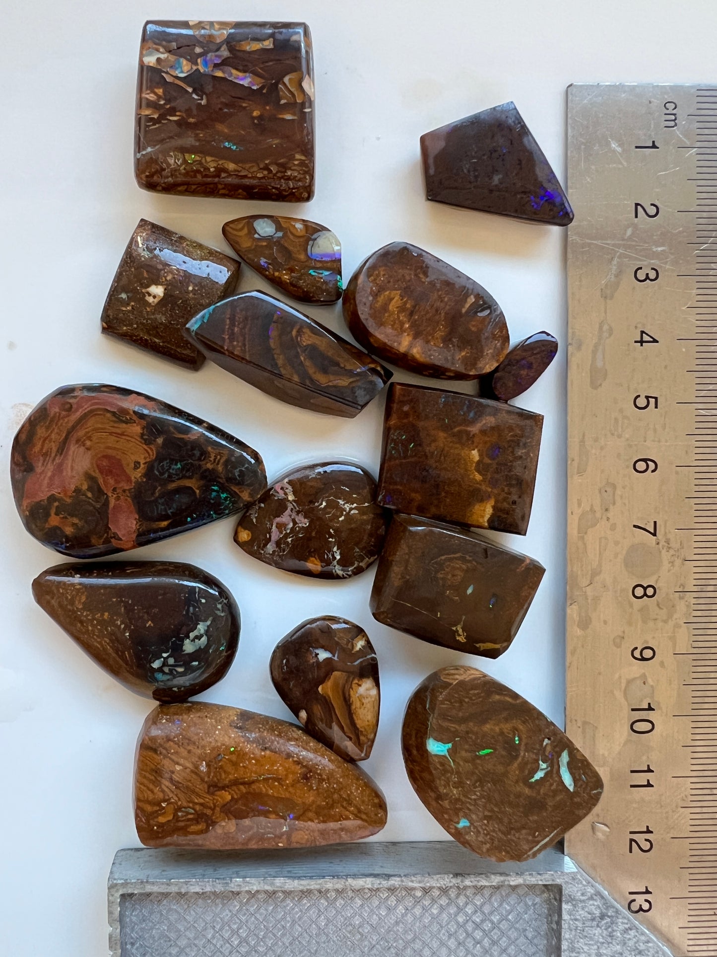 15 pieces opalised Forest Floor Matrix Rubs