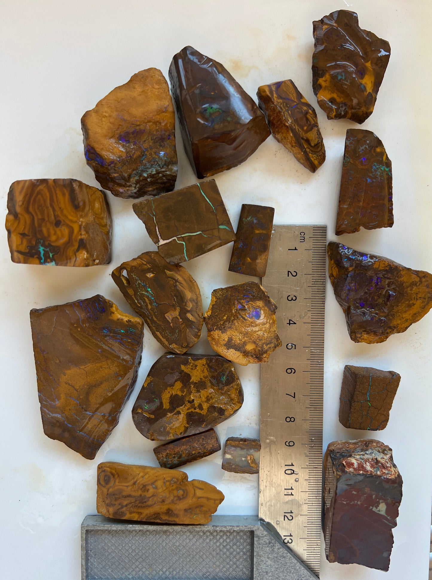 21 pieces Slabs Matrix Rough