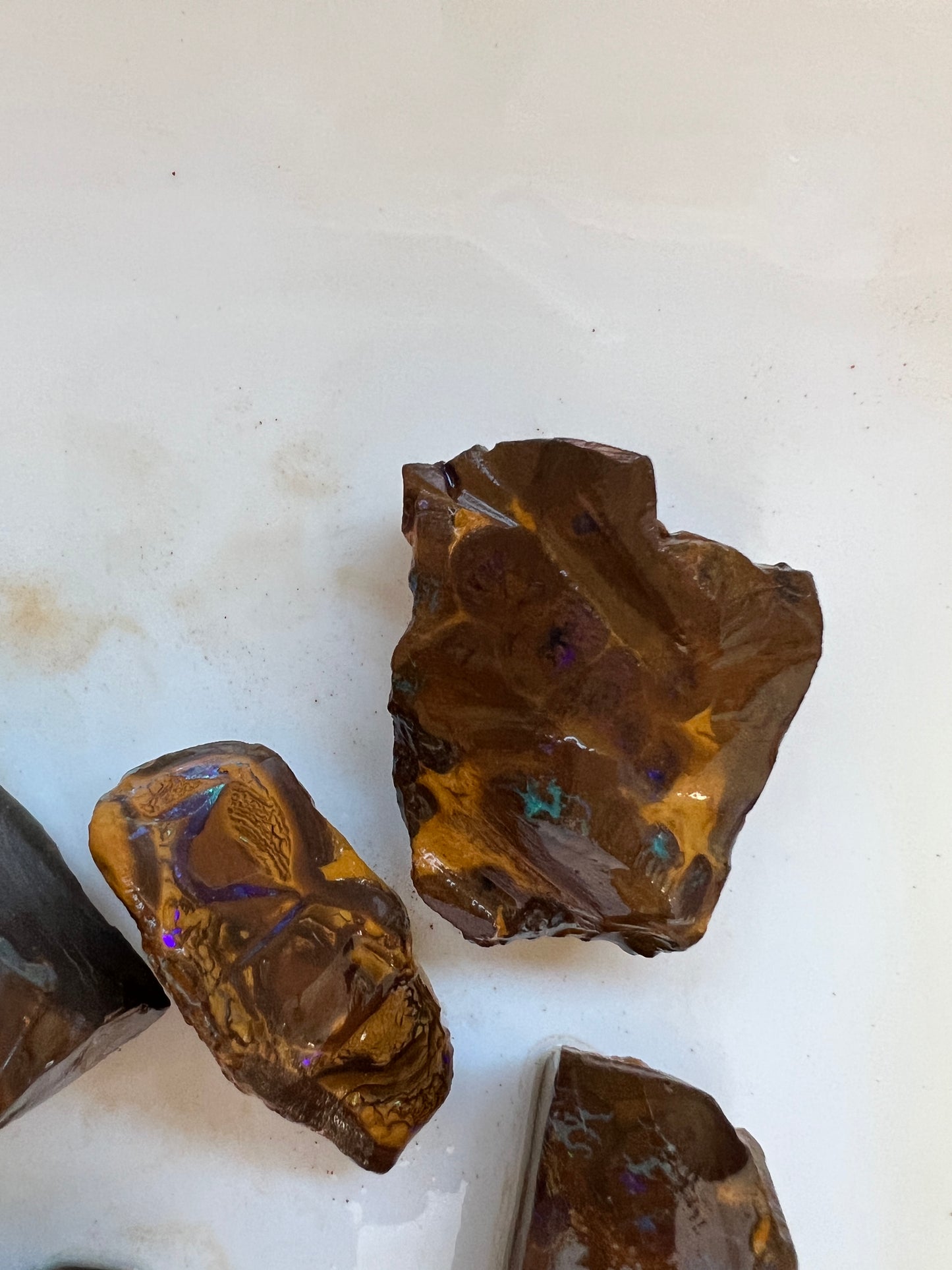 21 pieces Slabs Matrix Rough