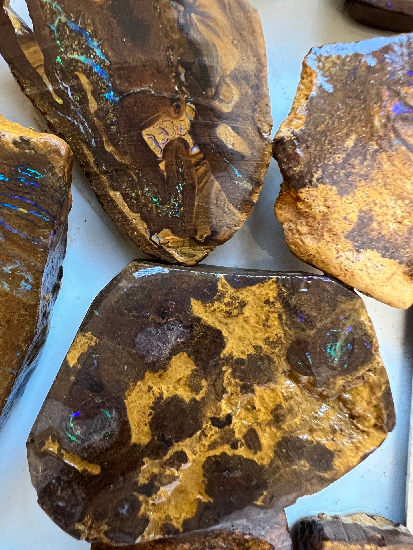 21 pieces Slabs Matrix Rough