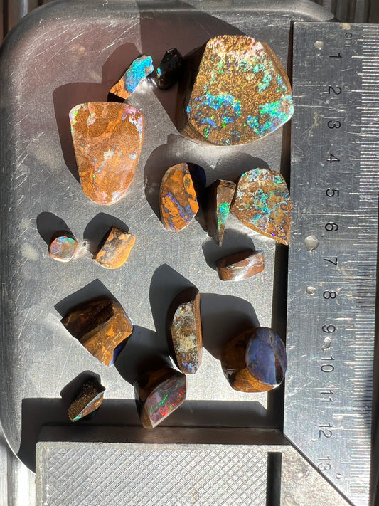 15 Pieces Boulder Faces Rubs